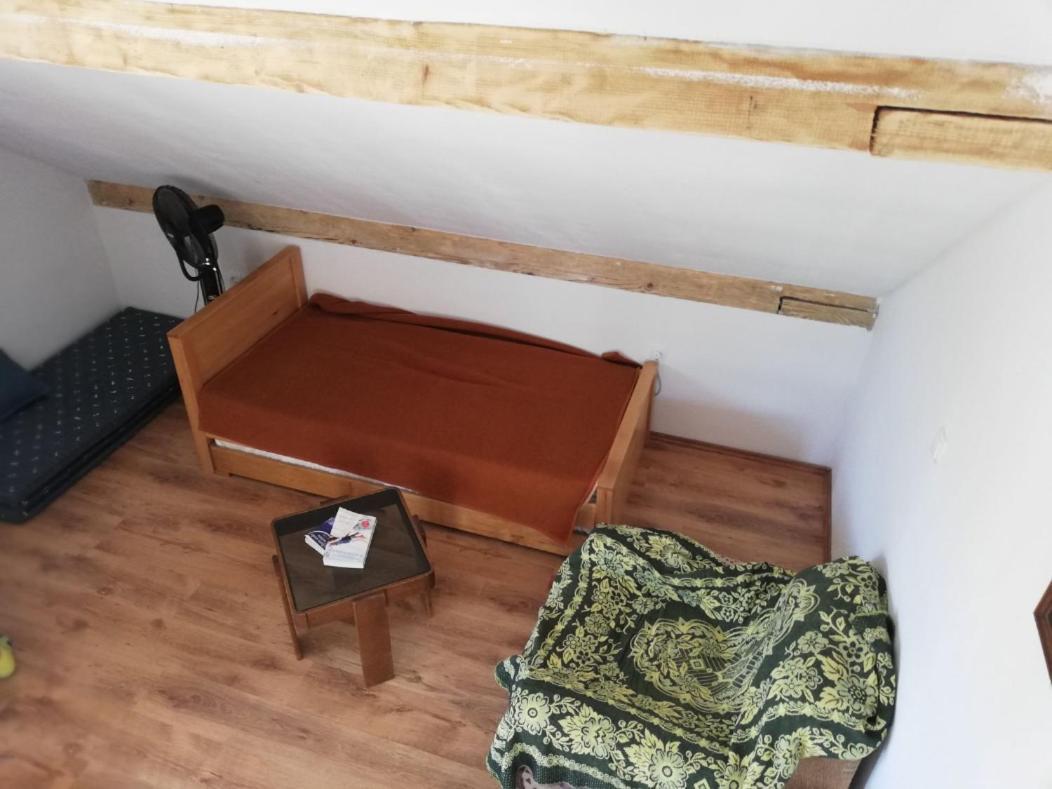Apartment Zola Gornji Karin Exteriér fotografie