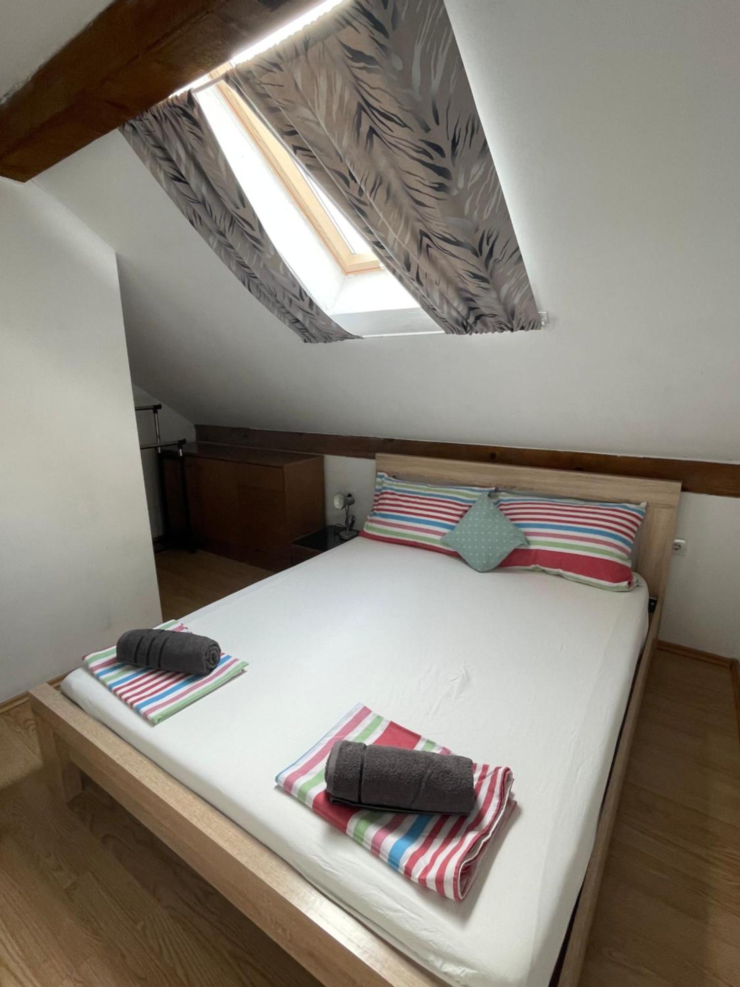 Apartment Zola Gornji Karin Exteriér fotografie